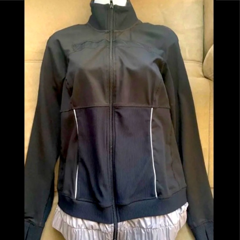 Vimmia jacket